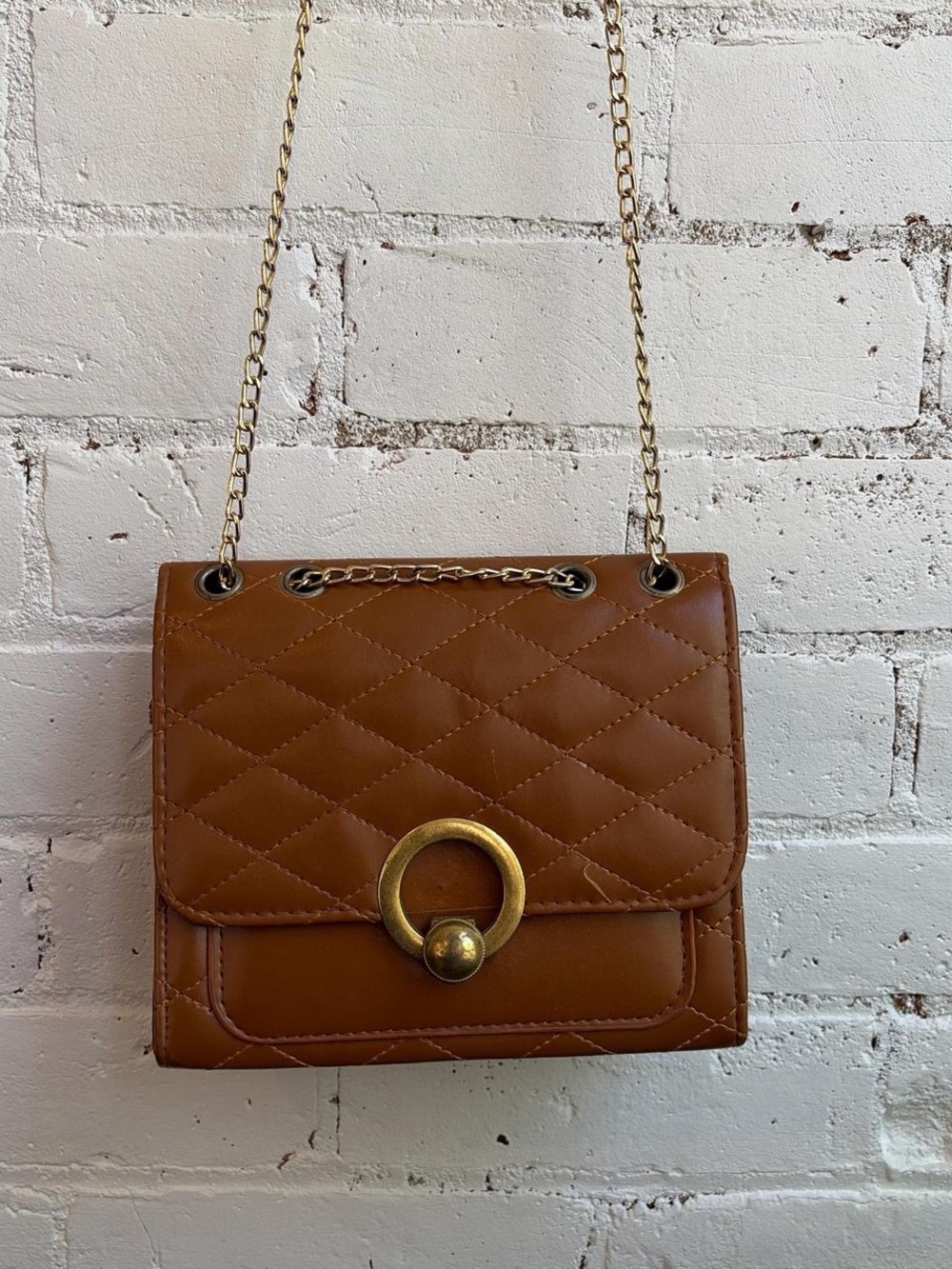 Quilted Chain Shoulder Bag Brown